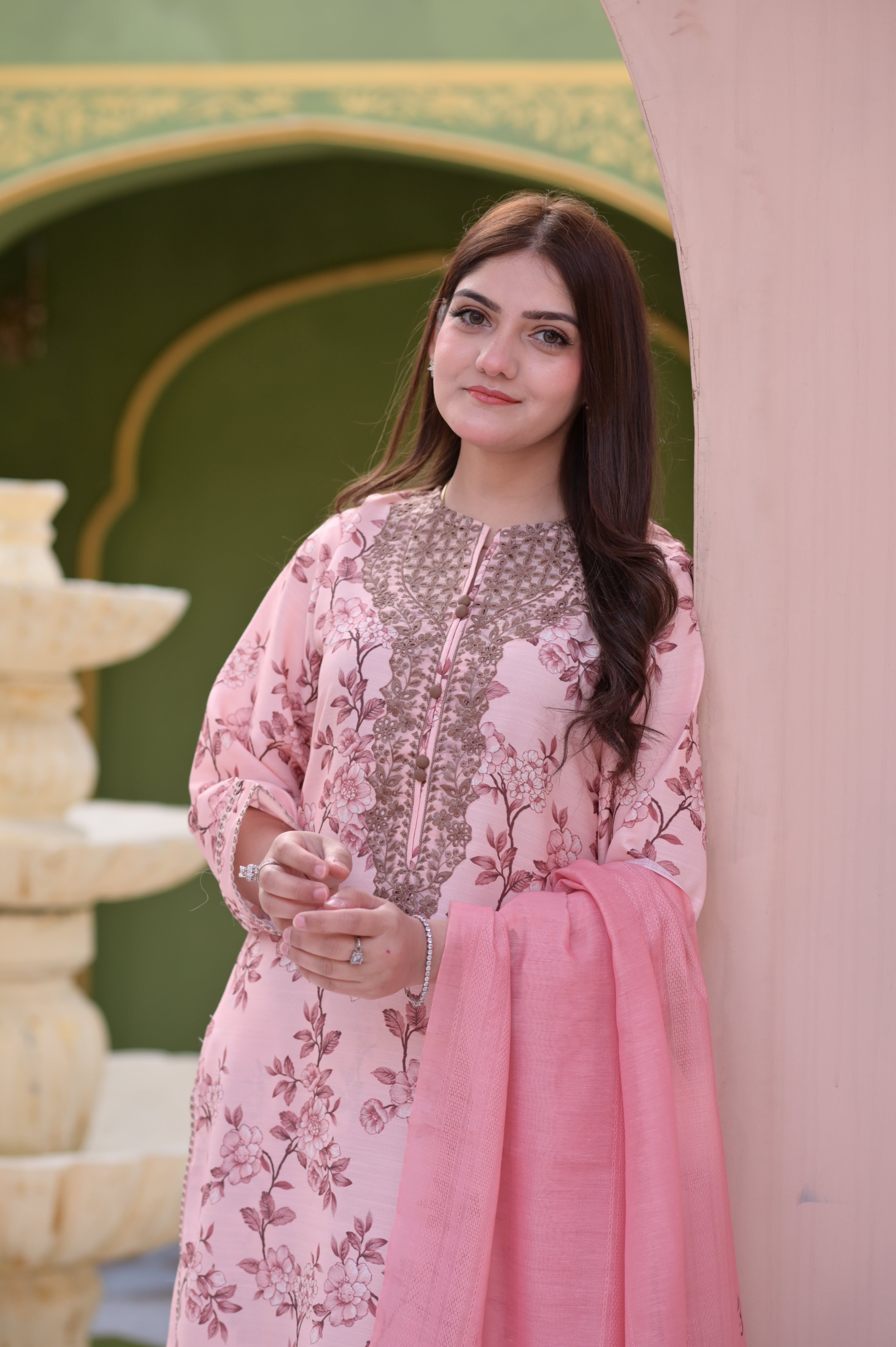 Floral Poise 3 PC
