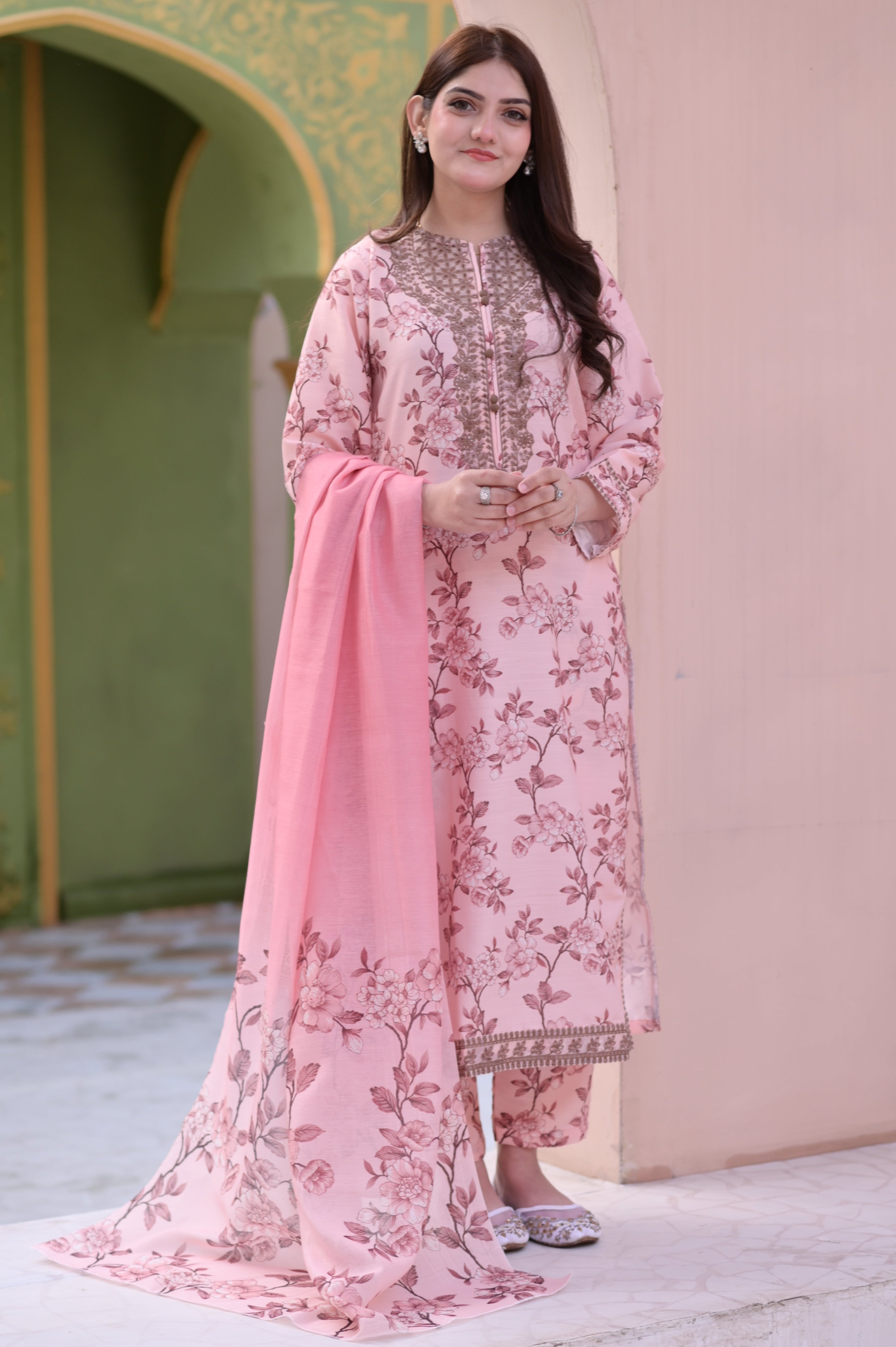 Floral Poise 3 PC