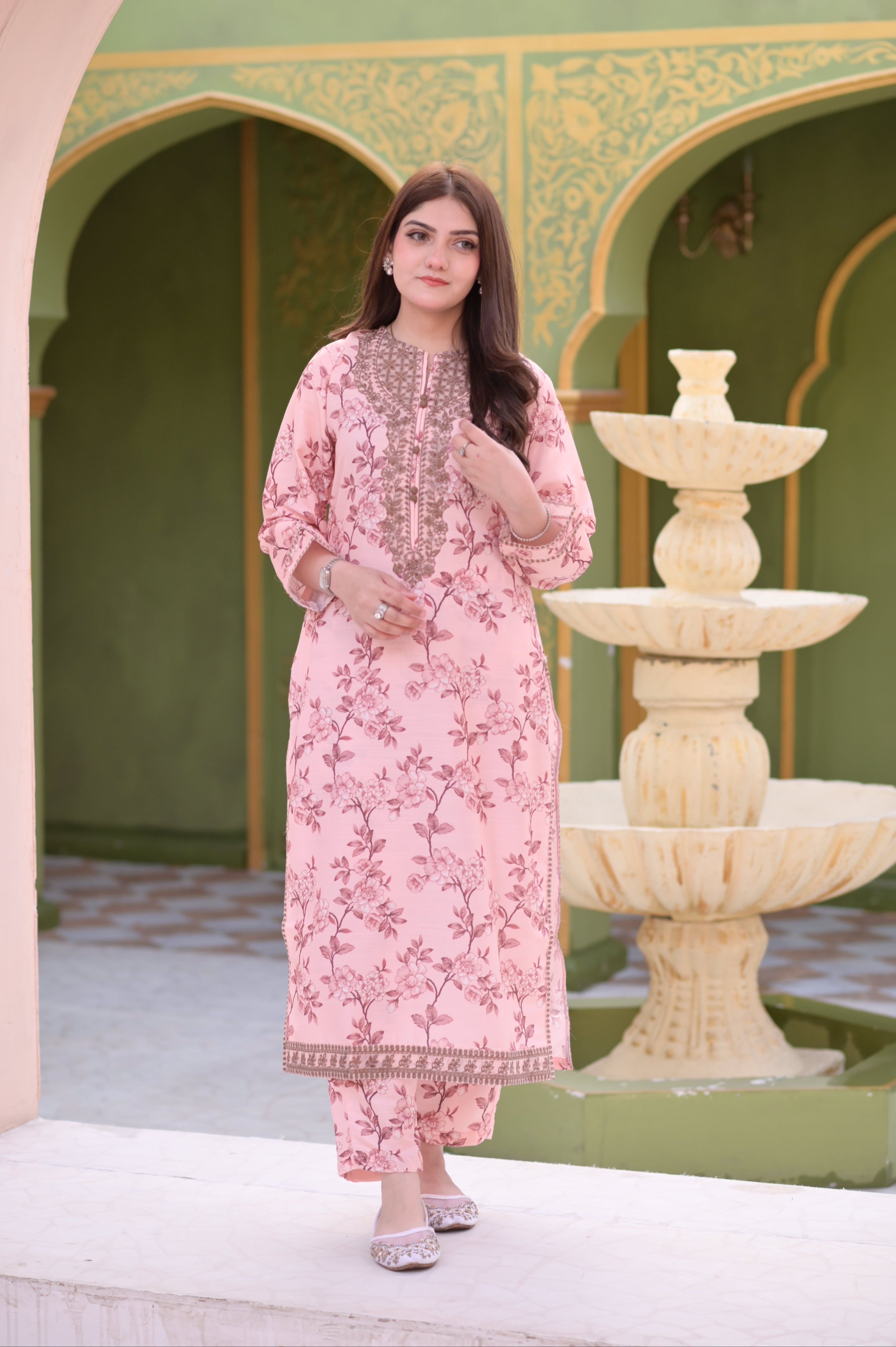 Floral Poise 3 PC