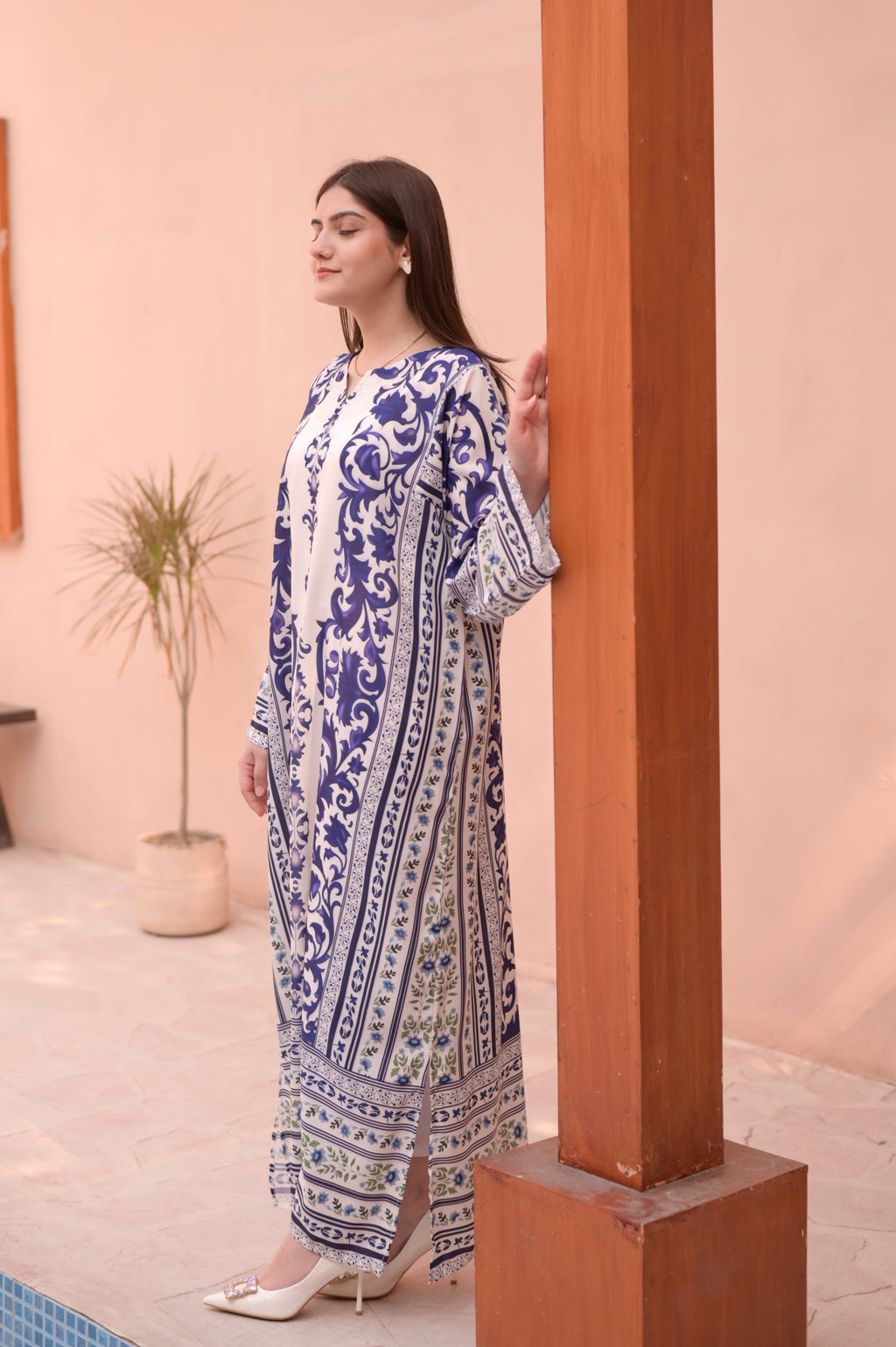 Ivory Blue 1 PC