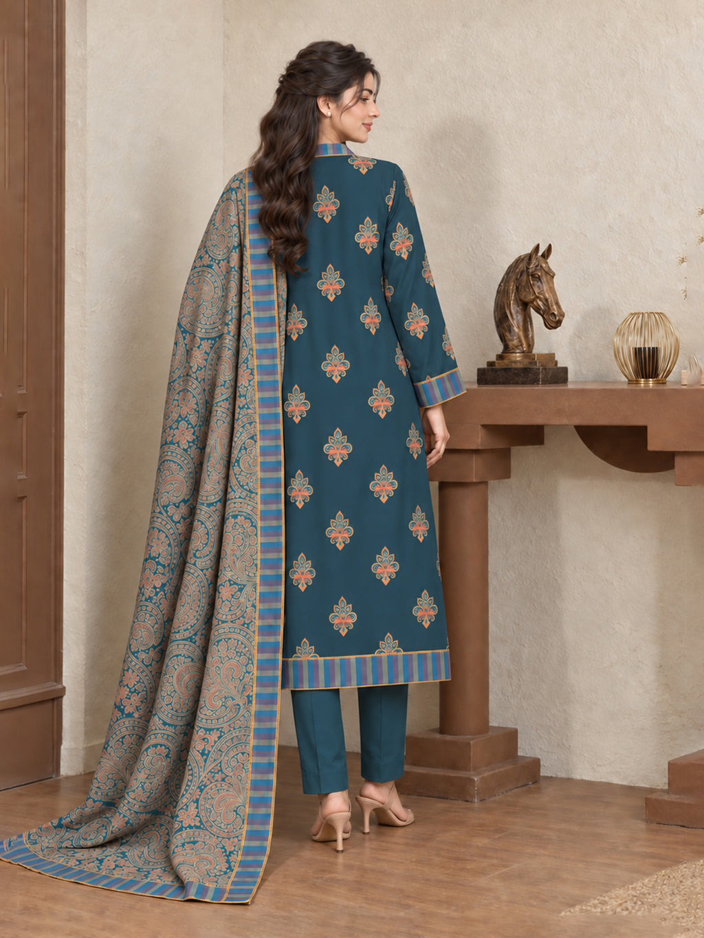 Noor Jahan– 3 Piece Slub Marina Winter Suit