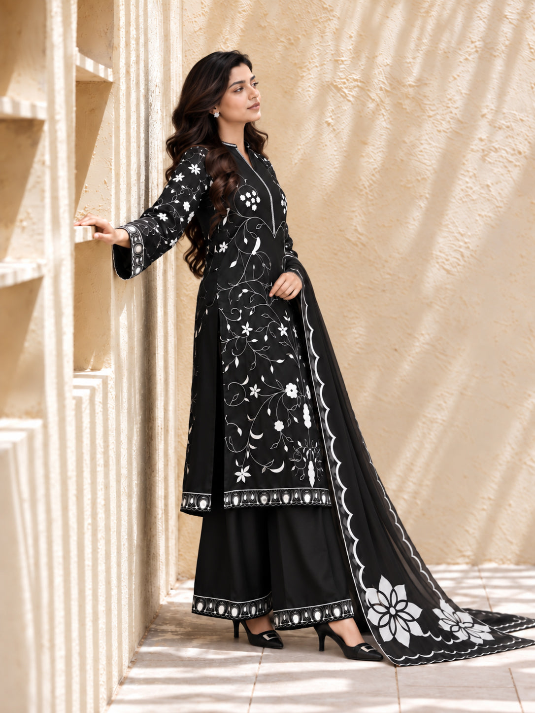 Pehchaan - 3 Piece Soft Khaddar Suit