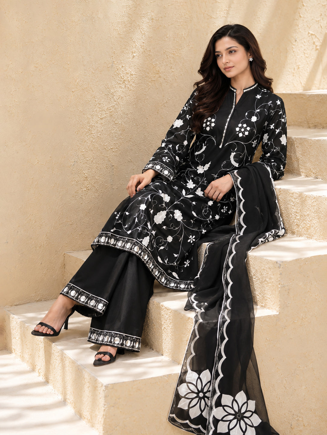 Pehchaan - 3 Piece Soft Khaddar Suit