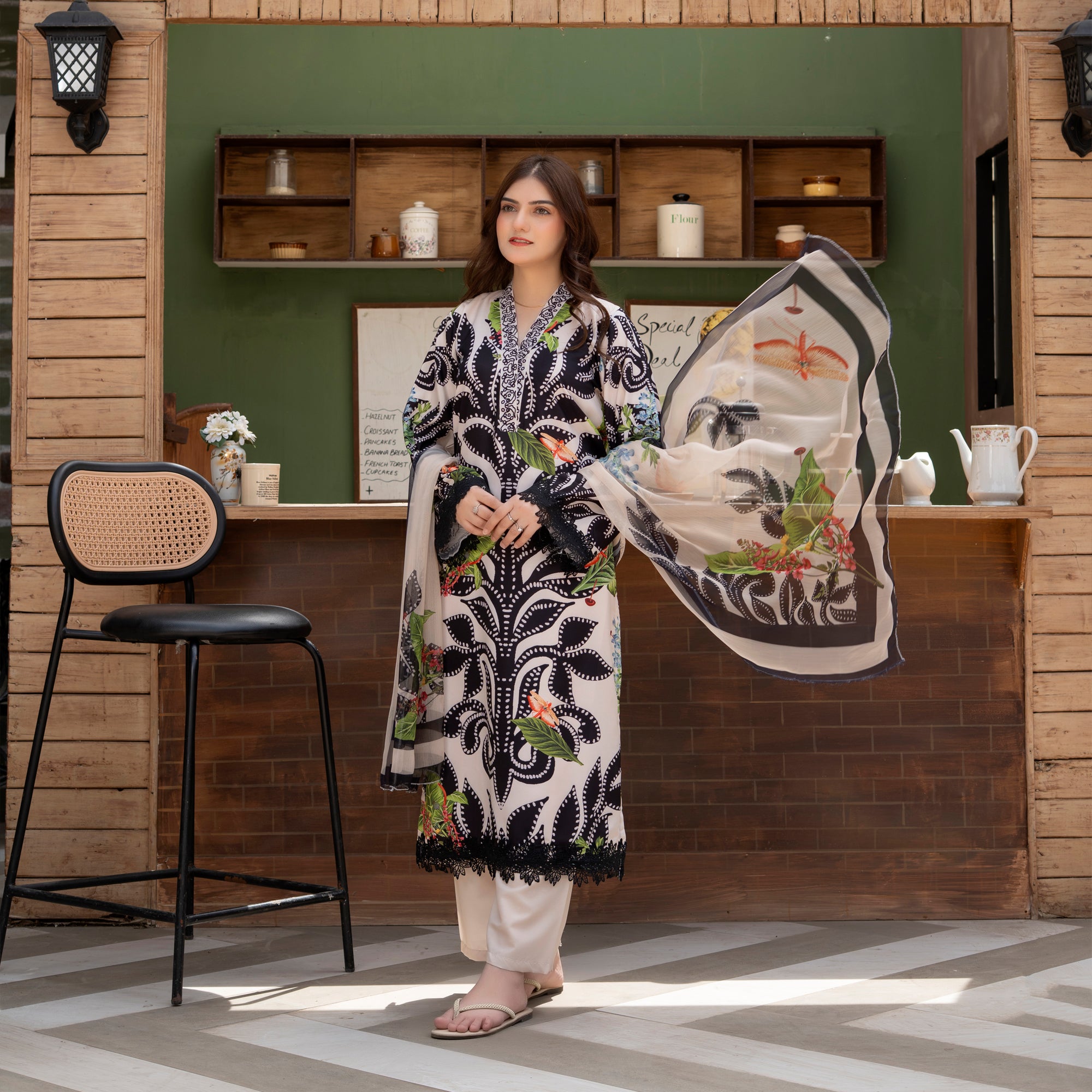 Noir Blossom 3 PC