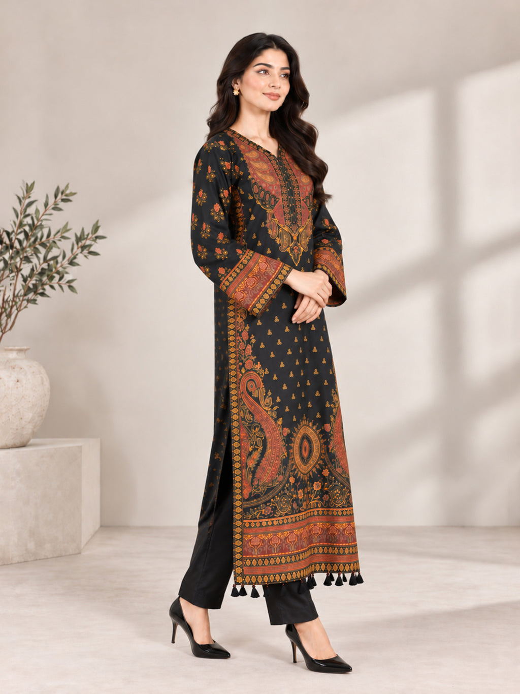 Gul-e-Laila – 2 Piece Soft Khaddar Printed Suit